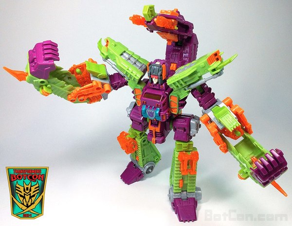 BotCon 2014   More Images Pirates Vs. Knights Scorponok And Headmaster Production Sample  (5 of 5)